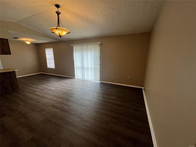 Building Photo - Spacious 4BR/2BA Home In Montgomery, AL