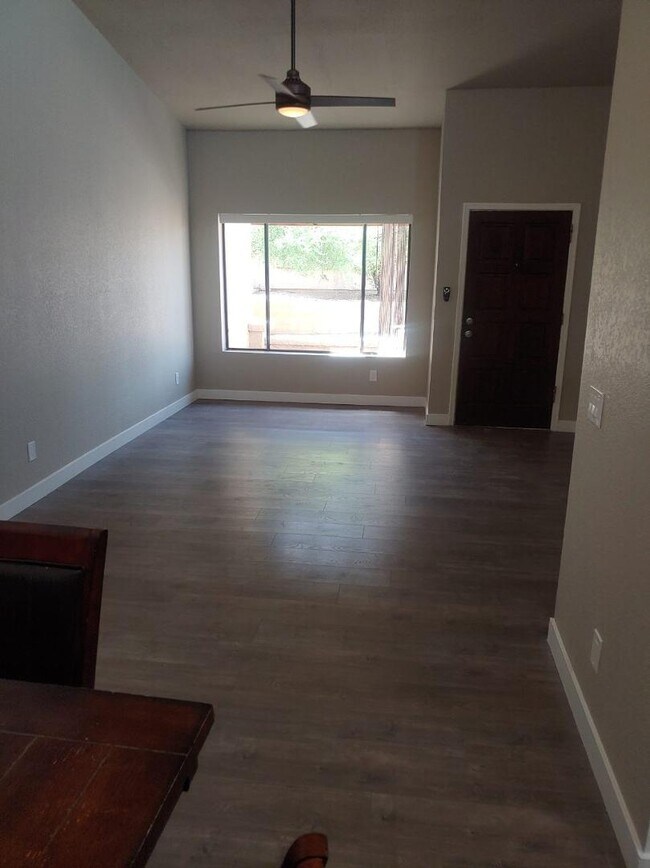 Building Photo - 11832 N Saguaro Blvd