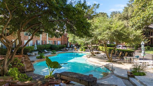 Building Photo - 3012 Mahanna Springs Dr