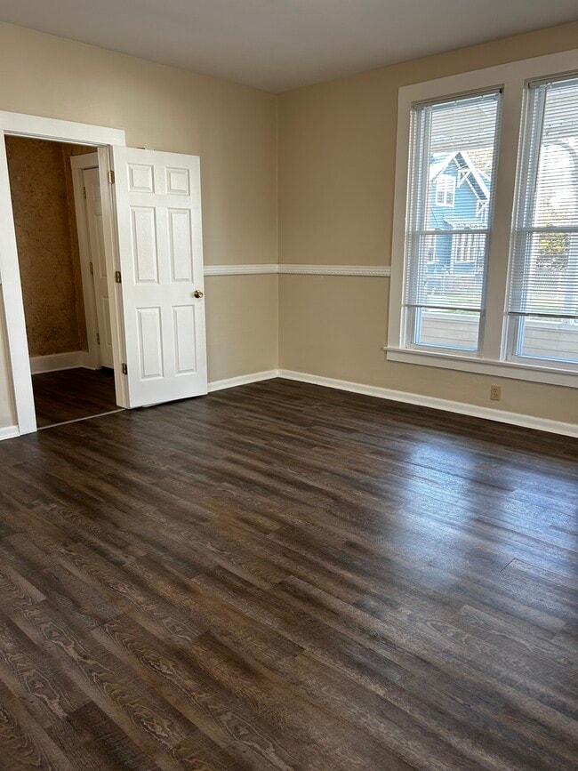 Building Photo - 435 Prospect Ct