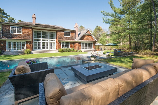 Building Photo - 206 Bull Path