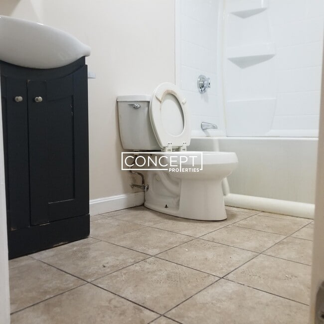 Building Photo - 712 Shawmut Ave