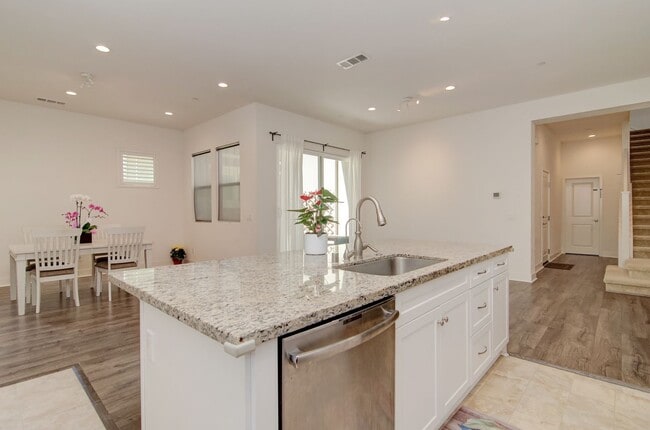 Building Photo - Gated 2017-Build Single Family Home for Re...