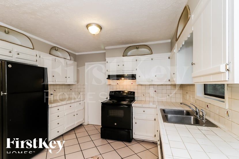 Building Photo - 4442 Old Mabry Pl