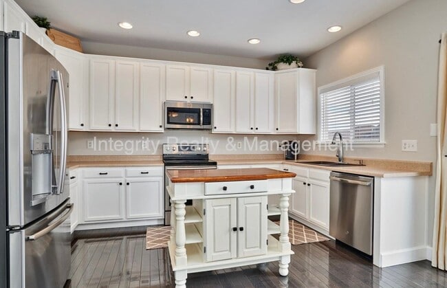 Building Photo - 10337 S Rotherwood Cir