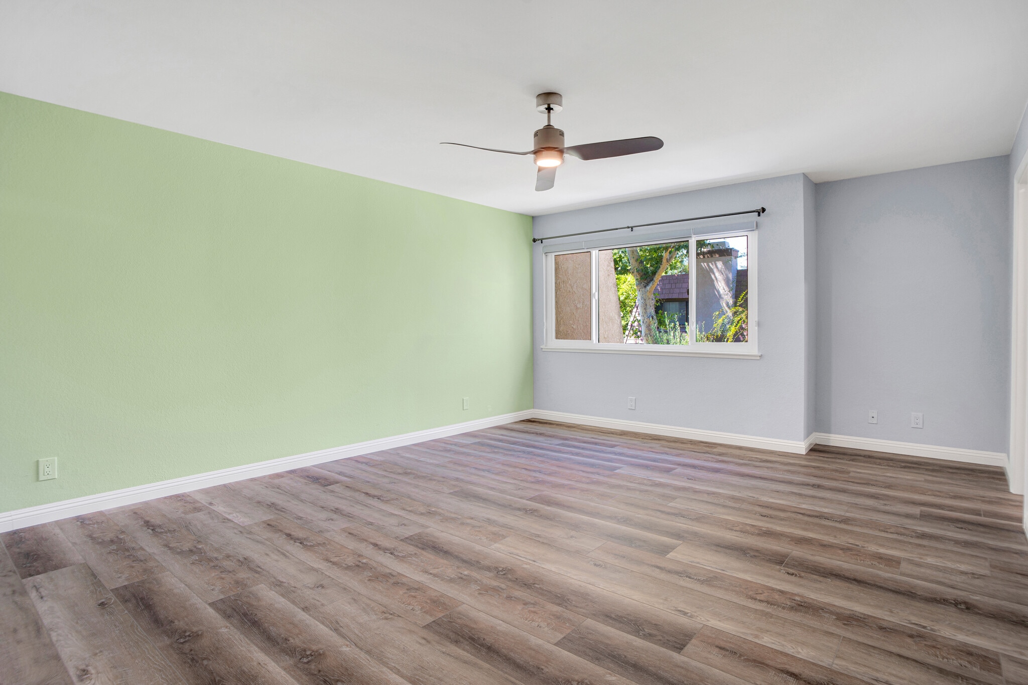 Primary Suite - 9000 Vanalden Ave