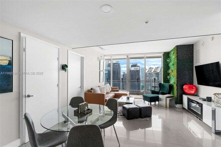 Building Photo - 92 SW 3rd St