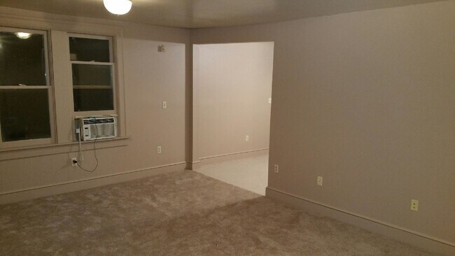 Building Photo - 5515 Black St