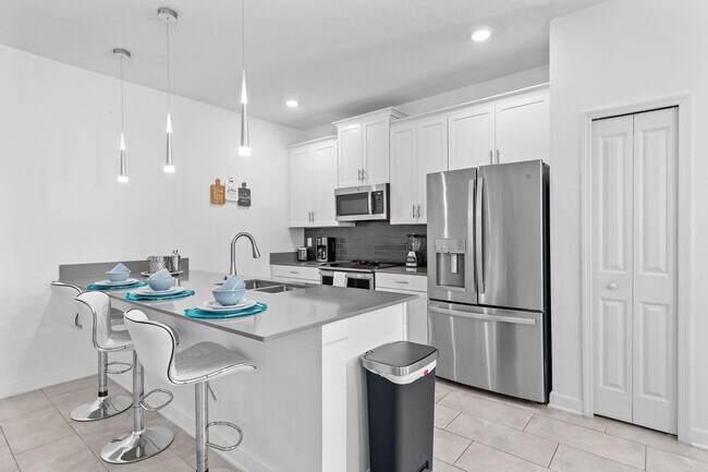 Building Photo - 1140 Kingsbarn St