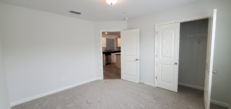 Building Photo - 211 Ruth Wy