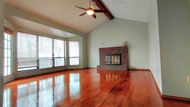 Building Photo - 961 Villa Gran Way