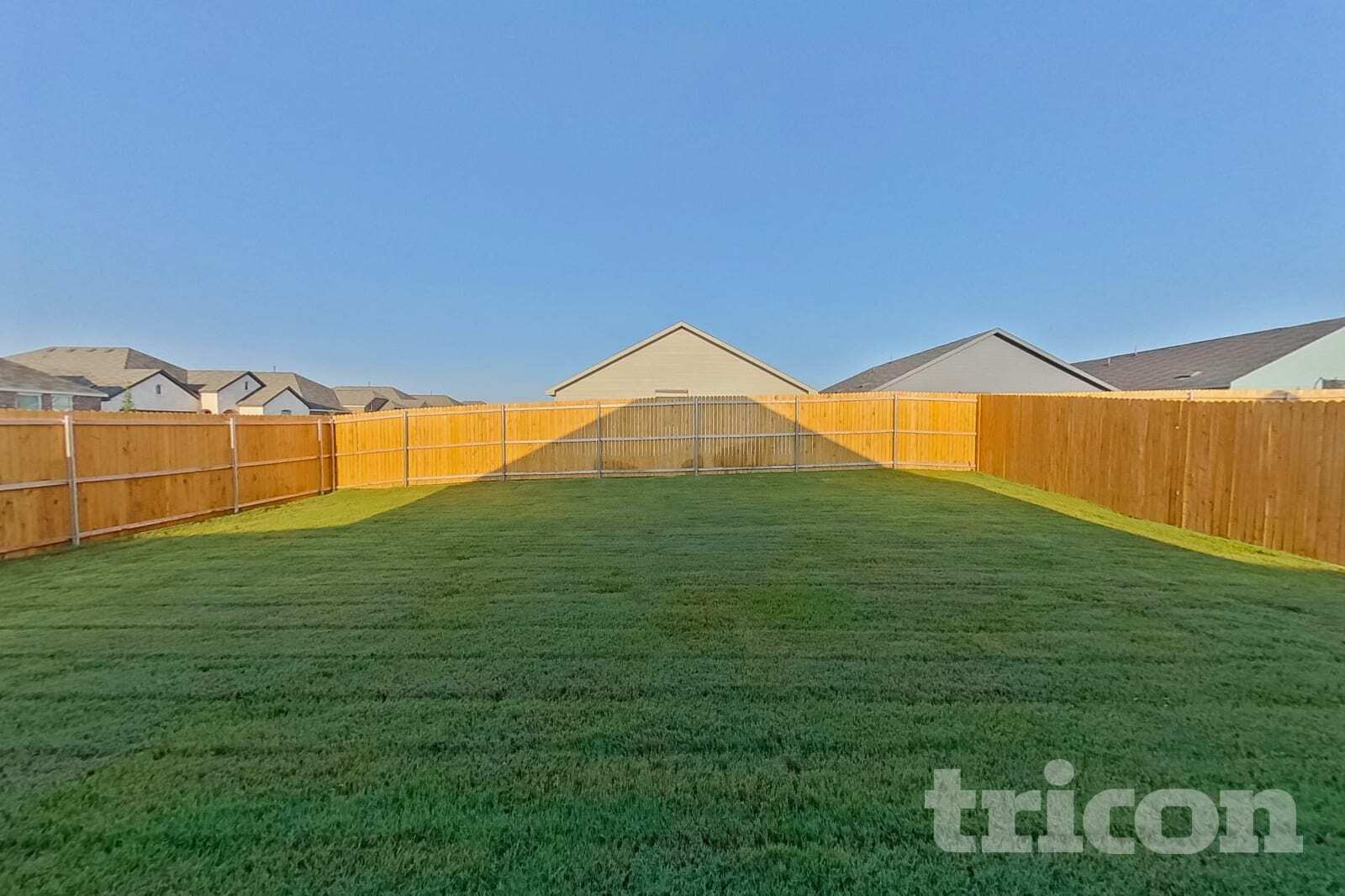 Building Photo - 834 Ginkgo Wy