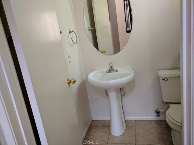 Building Photo - 1453 Albillo Loop