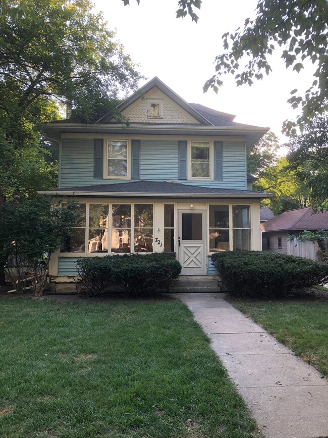 Building Photo - The Hodge House