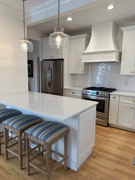 Building Photo - 1711 35th St NW