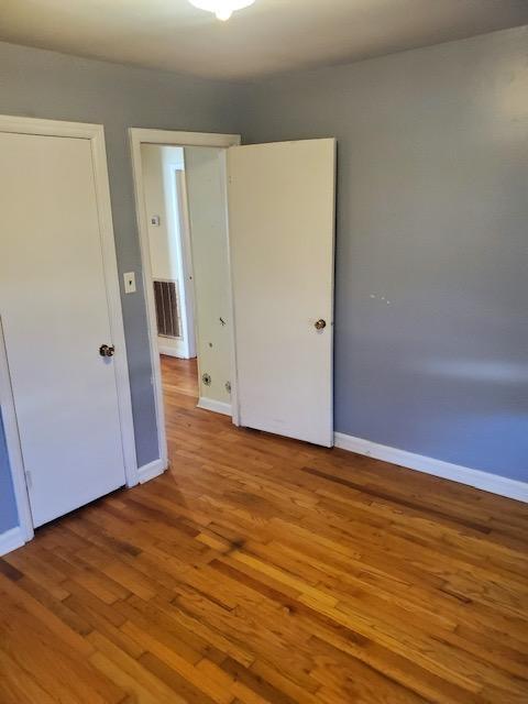 Building Photo - 215 Swanson Dr NW