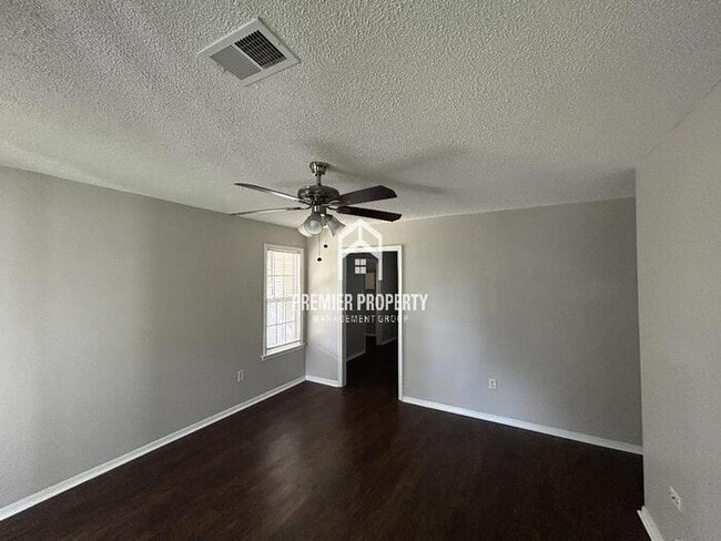 Building Photo - 10554 French Fort Dr