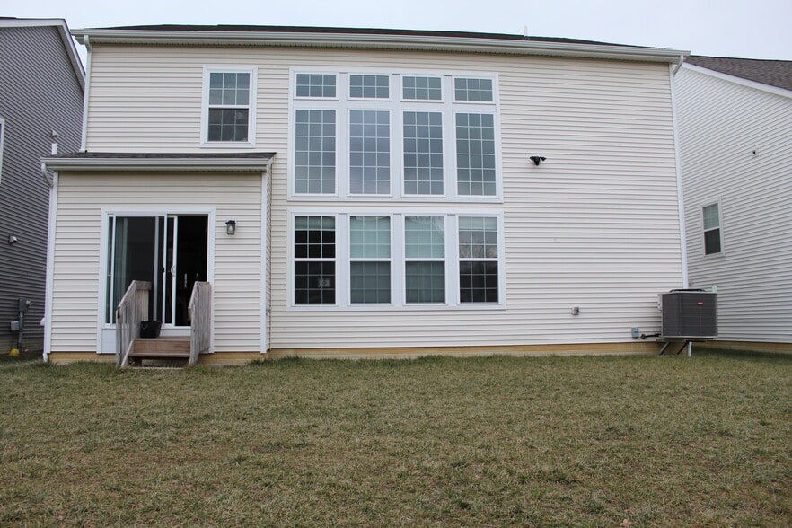 Building Photo - 7456 Whimbrel Ln