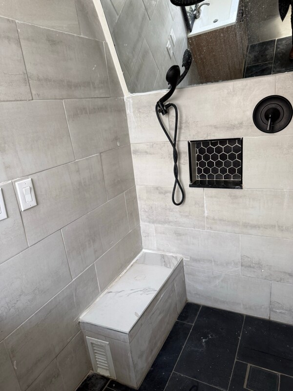 Building Photo - 1132 Duncan Ave