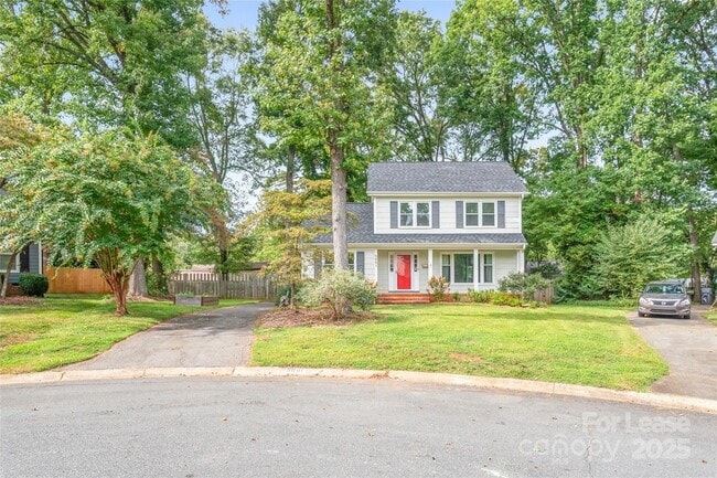 Building Photo - 5001 Vescova Ct