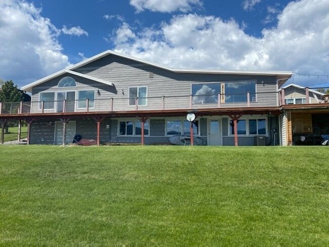 Building Photo - Lake Front Property with Orchard--Desired lease October 1st, 2026 thru May 31st 2027 (some flexib...