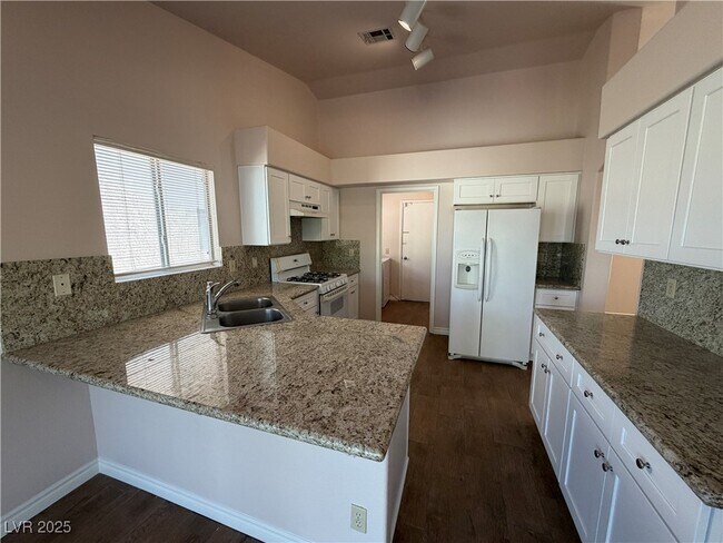 Building Photo - 4342 Valley Sage Dr