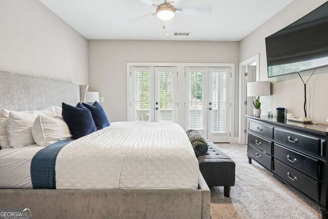 Building Photo - 144 1st Ave NW