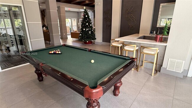 Building Photo - 10670 SW 156th Pl