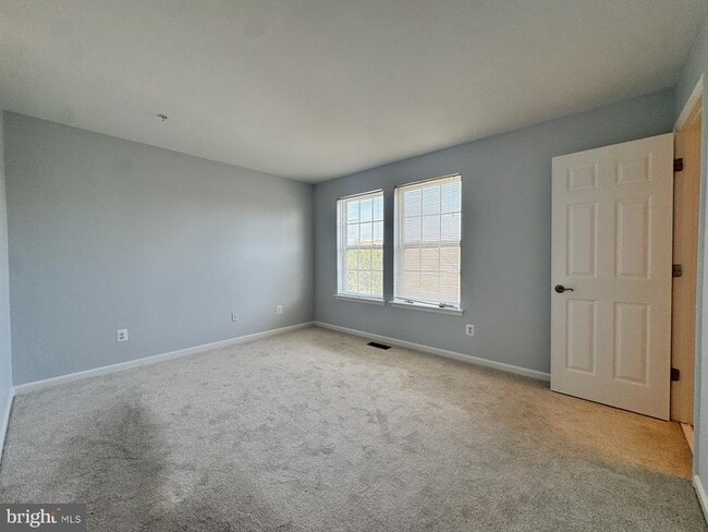 Building Photo - 636 Tantallon Ct