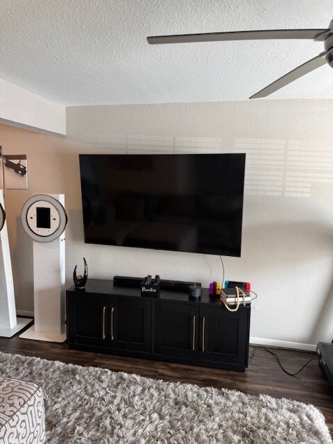 Building Photo - 6111 Beverly Hill St