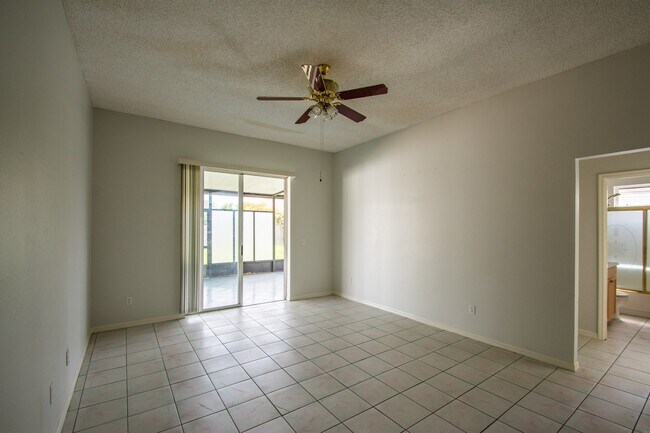 Building Photo - Available Now! 3/2 Home Near Hunter's Cree...