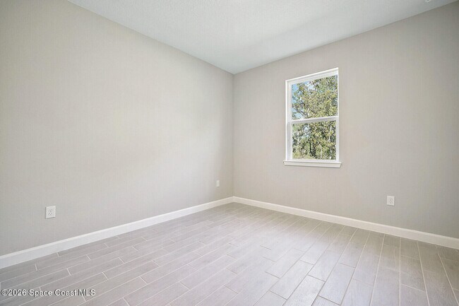 Building Photo - 771 Campina Ave SE