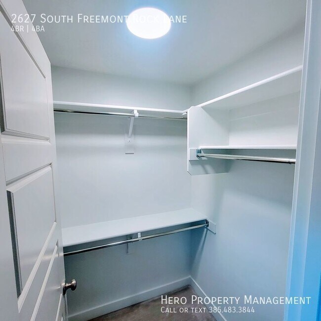 Stunning BRAND NEW Townhomes! 2627 S Freemont Rock Ln Magna UT 84044