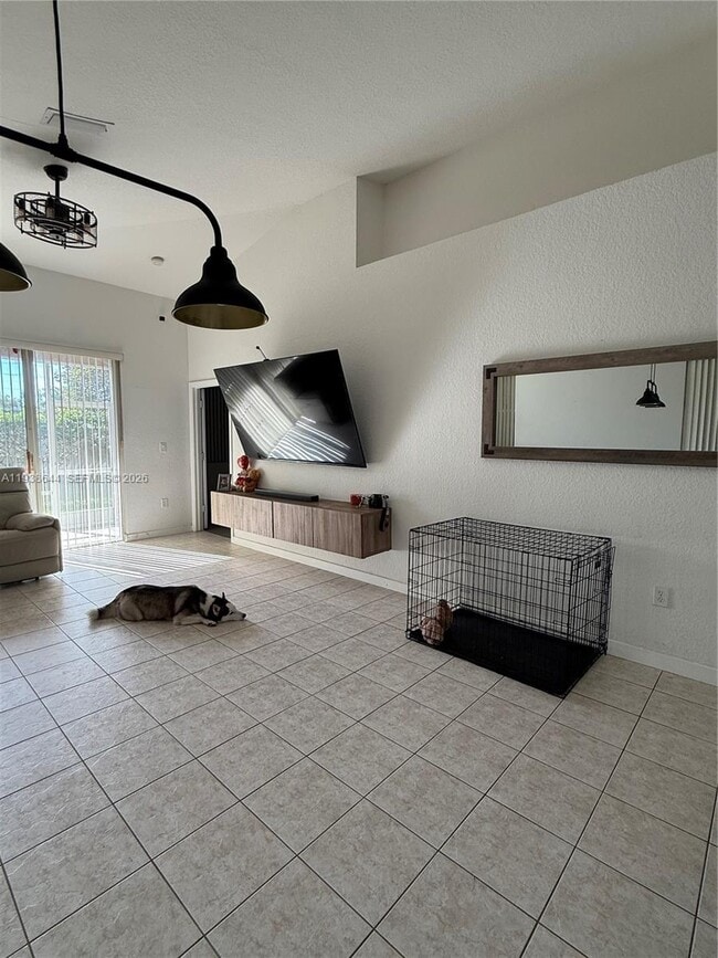 Building Photo - 7420 S Aragon Blvd