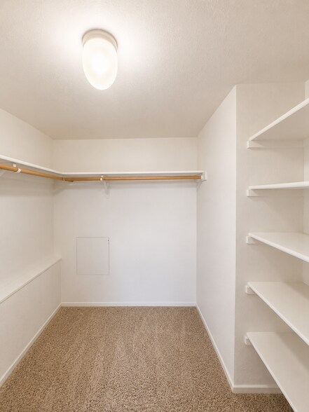 Building Photo - 4100 E Mission Ln