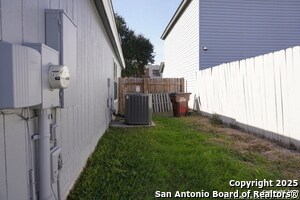 Building Photo - 3632 Candlehill