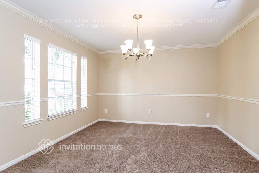 Building Photo - 21346 Hadrian Dr