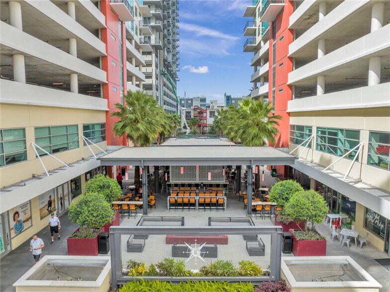 Building Photo - 1208 E Kennedy Blvd