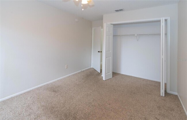 Building Photo - 660 Holbrook Cir