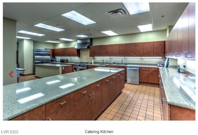 Building Photo - 2535 Jada Dr