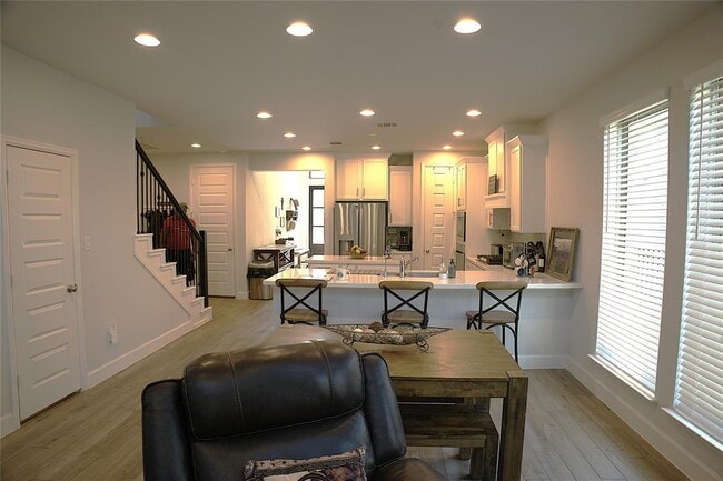 Building Photo - 284 Kimble Creek Lp