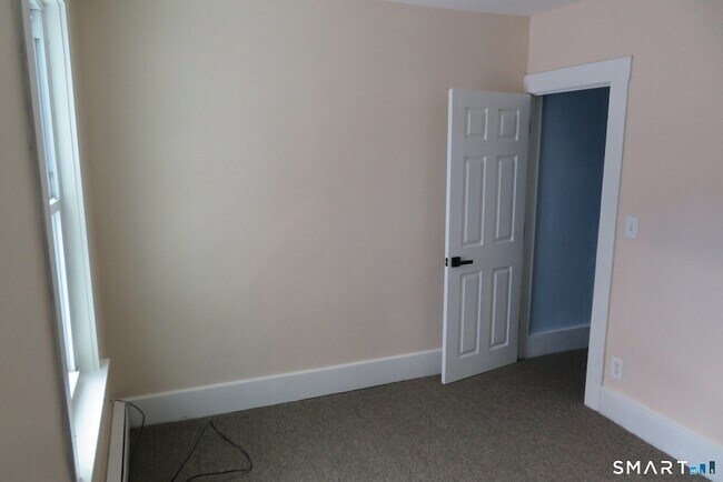 Building Photo - 37 Buckley Hill Rd