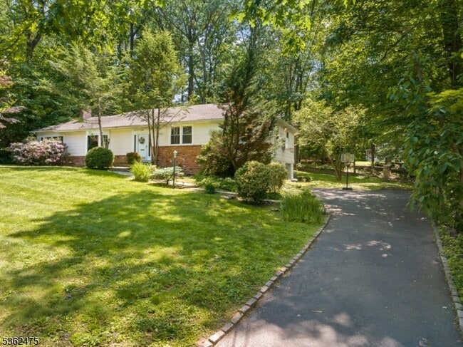 Building Photo - 58 Harrison Dr