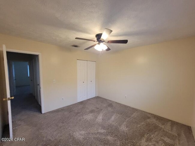 Building Photo - 866 Premier Dr