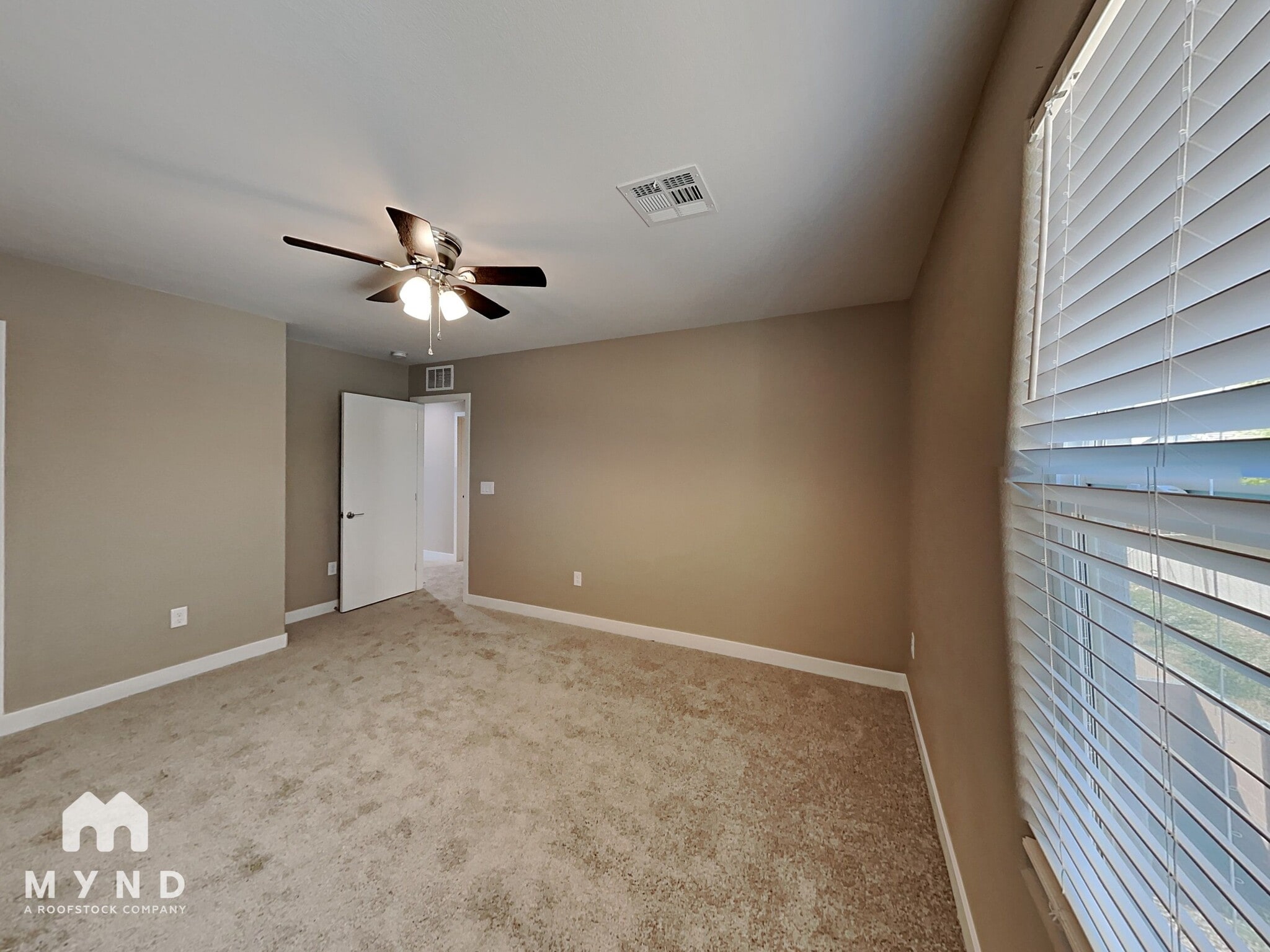 Building Photo - 3794 Paseo de Paz Ave