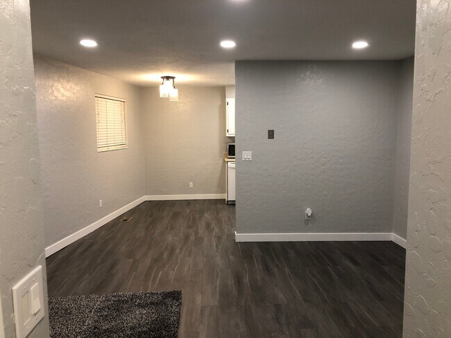 Building Photo - 44 S 1450 W