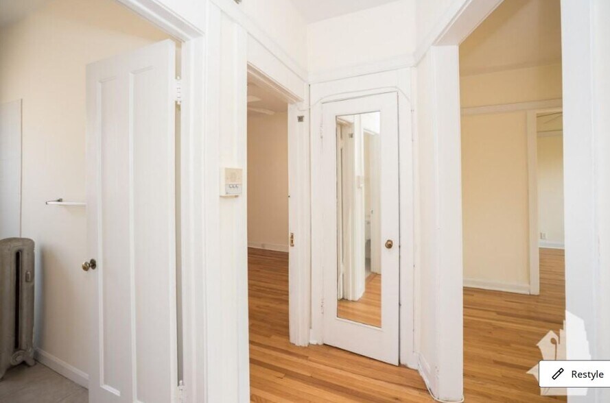 Building Photo - 5103 N Winchester Ave