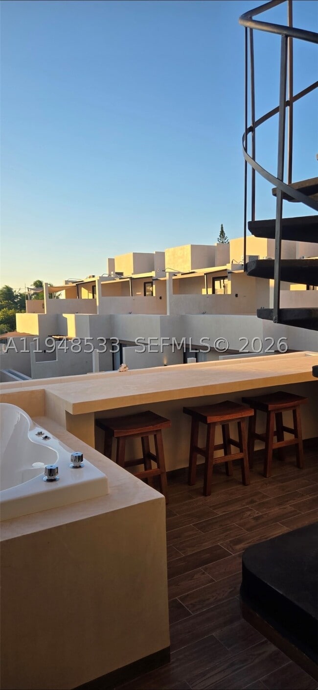 Building Photo - 121 Calle 23,entre 28 y 30,Centro 12
