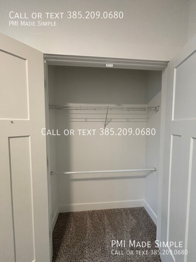 Building Photo - 1985 N 3330 W