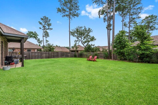 Building Photo - 819 Spruce Pine Dr